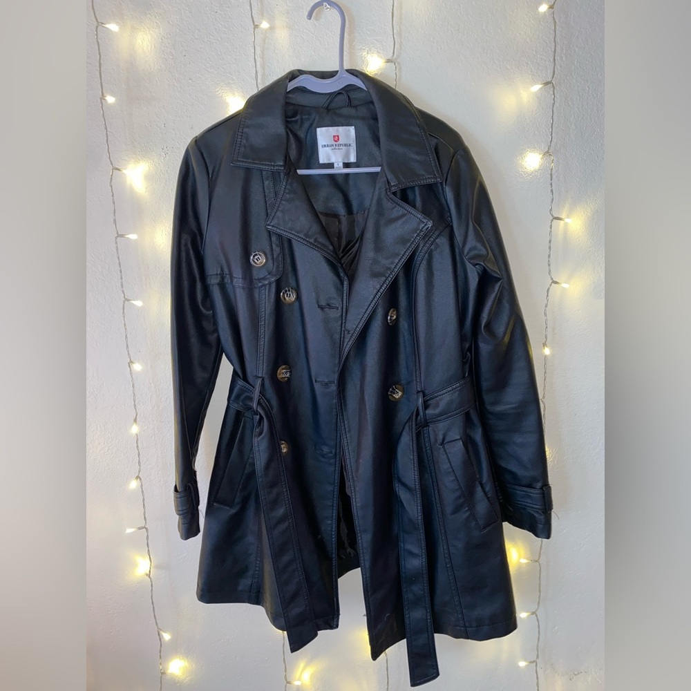 urban republic faux leather jacket !!